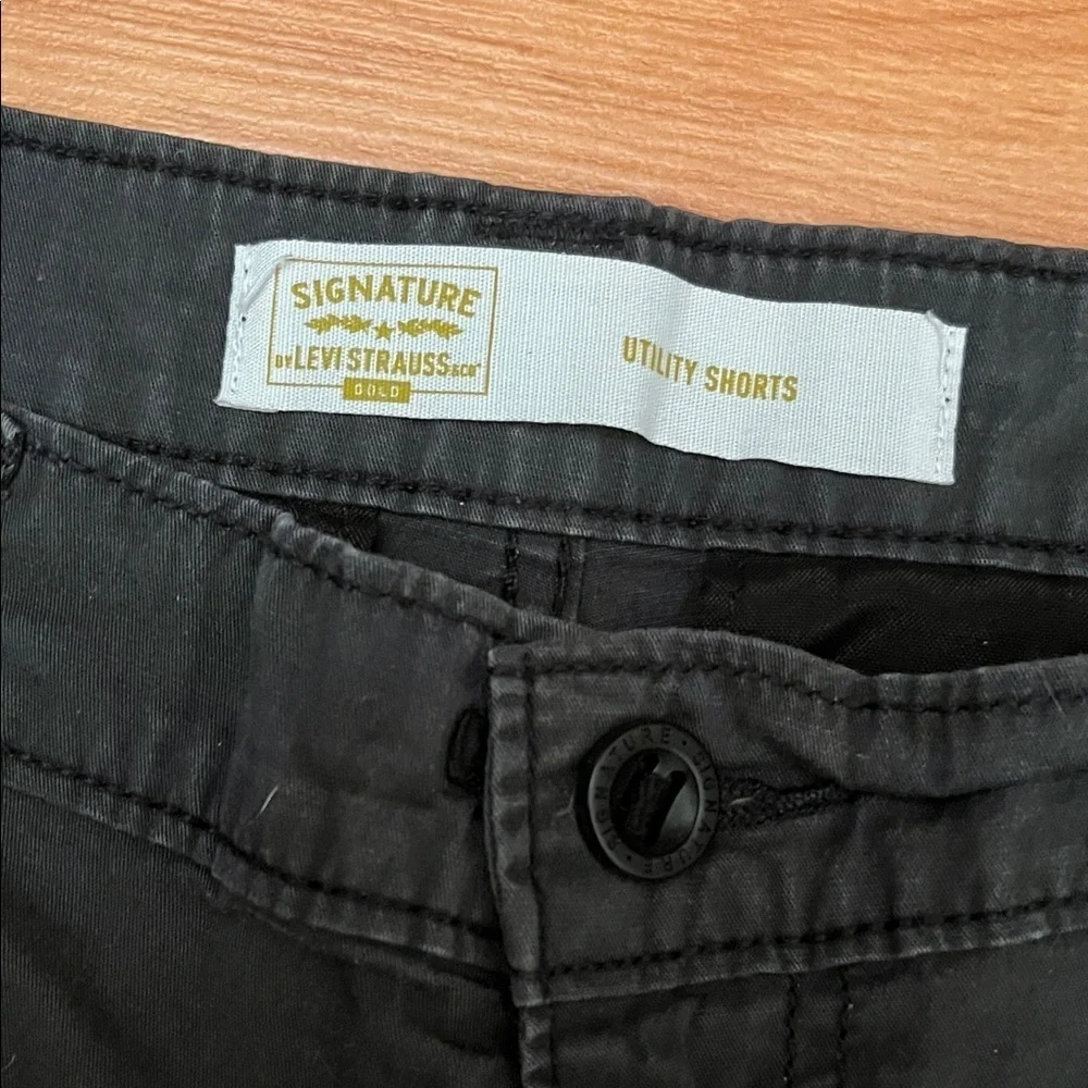 Signature Levis Utility Shorts Black Size 30